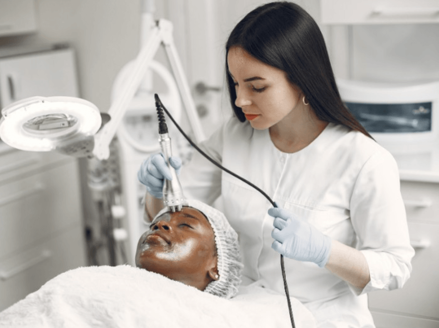 Dermatologist In Uday Nagar