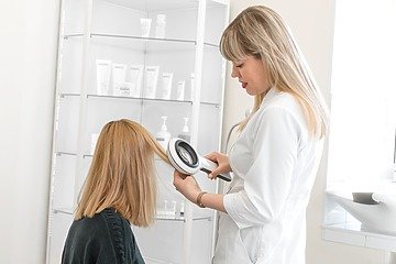 Hair fall specialist In Itwari